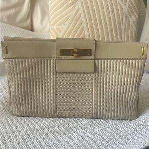 Marc by Marc Jacobs Eugenie Large Clutch Elegant Cream Clutch Bag